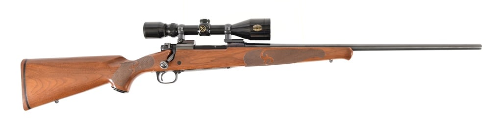 Winchester Model 70 Featherweight - 270 WIN: 22" Barrel, w/ Simmons Scope 2.8-10x44