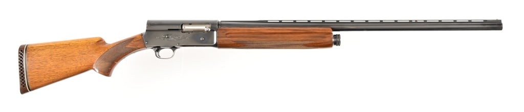 Browning A5 Magnum 12 Gauge Shotgun (1 of 2)