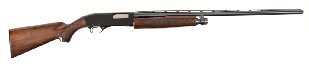 Winchester Model 1200 Shotgun 20 Gauge: S/N: L1256593. 28 1/2" barrel. 2 3/4" shells. Modern.
