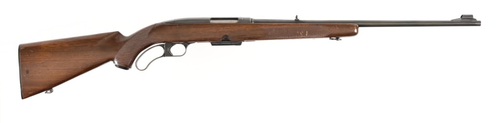 Winchester Model 88 Rifle .358 Win: Lever action rifle, pre 64, made in 1960. 22" barrel. Some scuffs and handling marks. Modern.