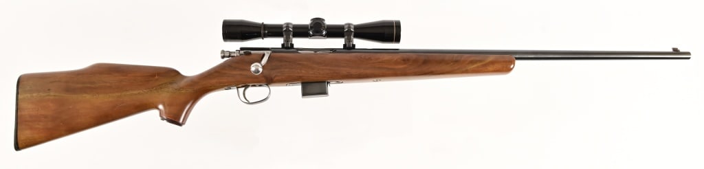 Savage .25-20 Bolt Action Rifle Leupold Scope: S/N 66980. Leupold M8 6X Scope. 24 3/4" barrel. Modern.
