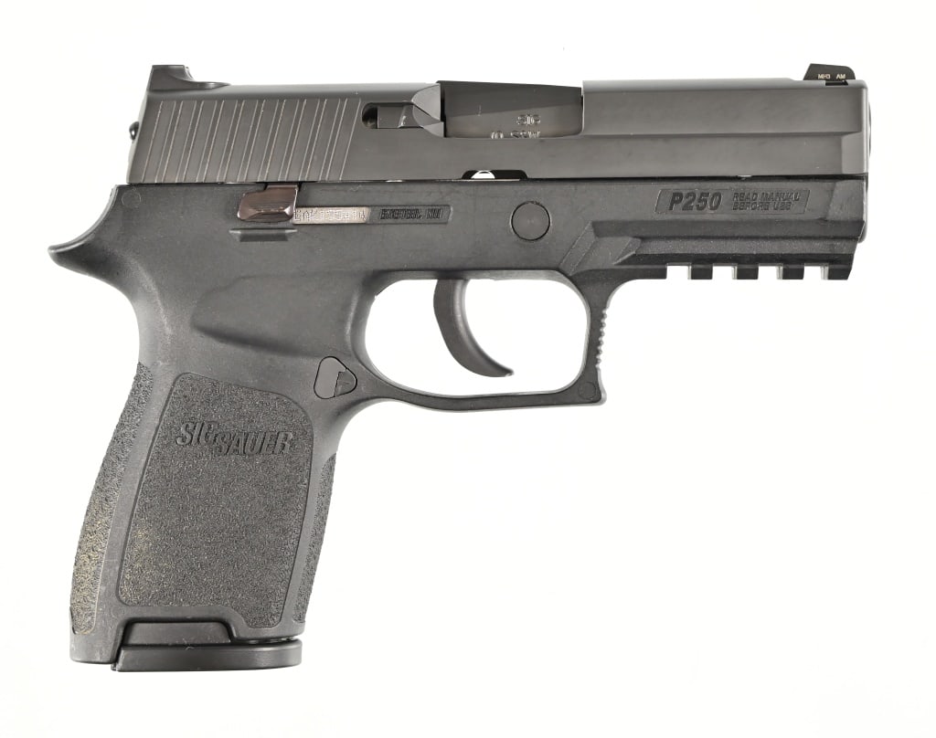 Sig-Sauer P250 ,40 S&W Pistol (1 of 3)