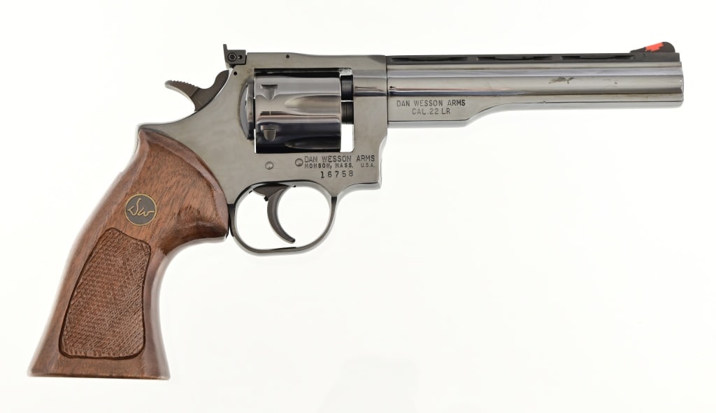 Dan Wesson Model 15 .22 LR Revolver: S/N 16758. 6" Barrel. Modern.