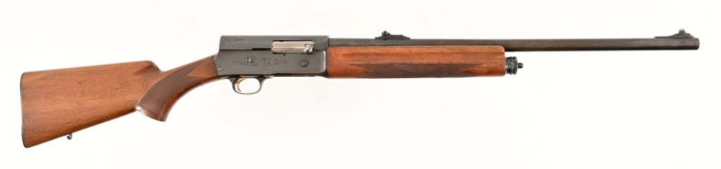 Browning A5 Light 12 - Slug Barrel 12GA: smooth bore Barrel, Semi-Auto Shotgun. Modern