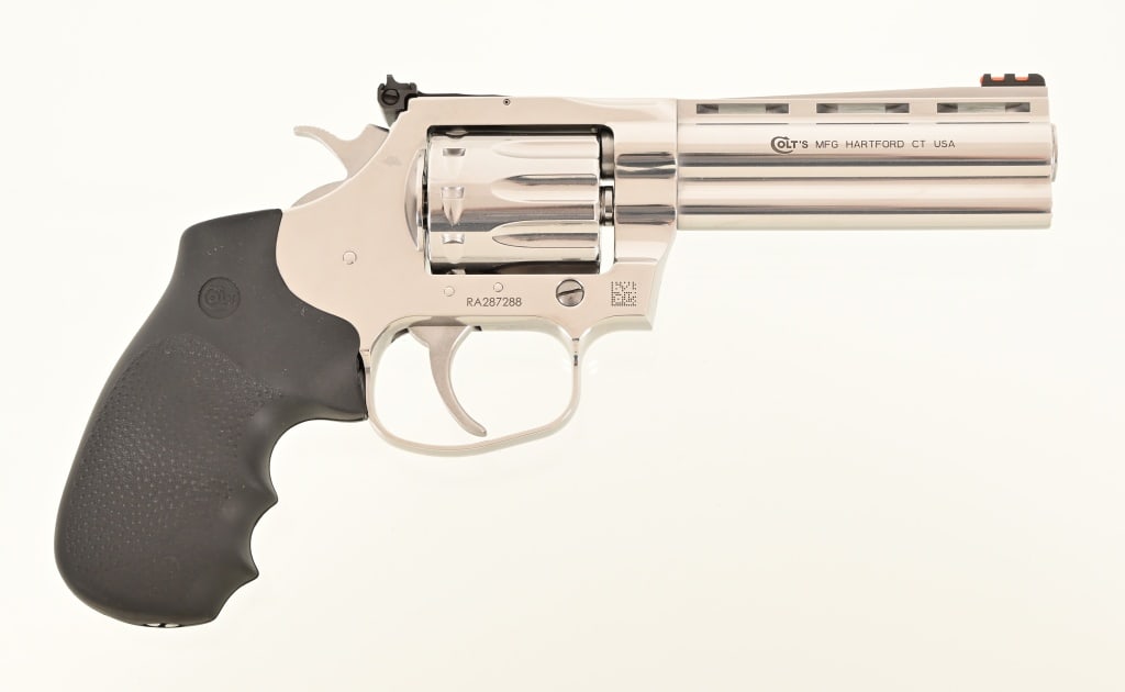 Colt King Cobra .22 LR Revolver: 4.25" Barrel, Factory Case, S/N RA287288, Modern