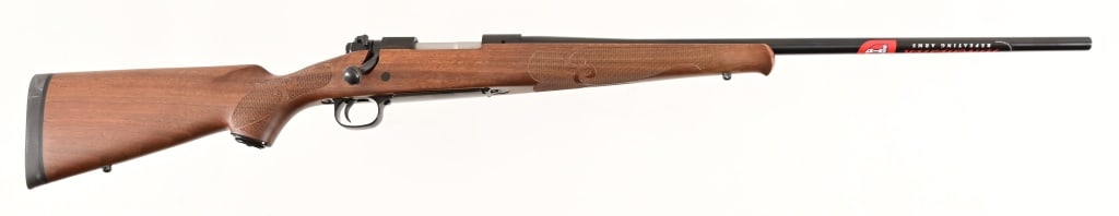Winchester Model 70 Featherweight Rifle .325 WSM (1 of 4)