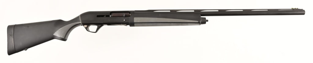 Remington VersaMax 12 Gauge Shotgun: Semi-Auto, 28" barrel. 2 3/4", 3" or 3 1/2" shells. S/N RTO2389A. Modern.