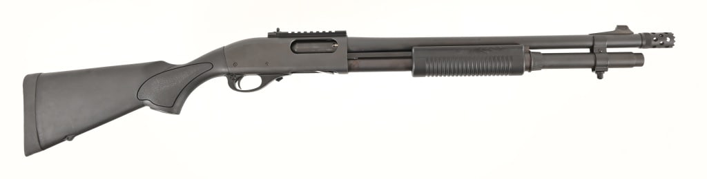 Remington 870 Tactical 12 Gauge Shotgun (1 of 4)
