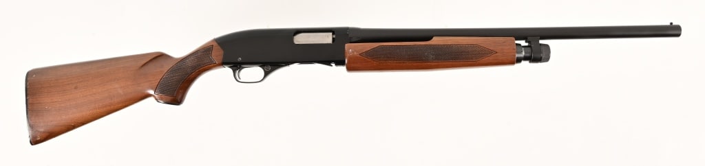 Winchester Model 1200 20GA Shotgun: SN L896324. 20" barrel. Good condition. Modern.