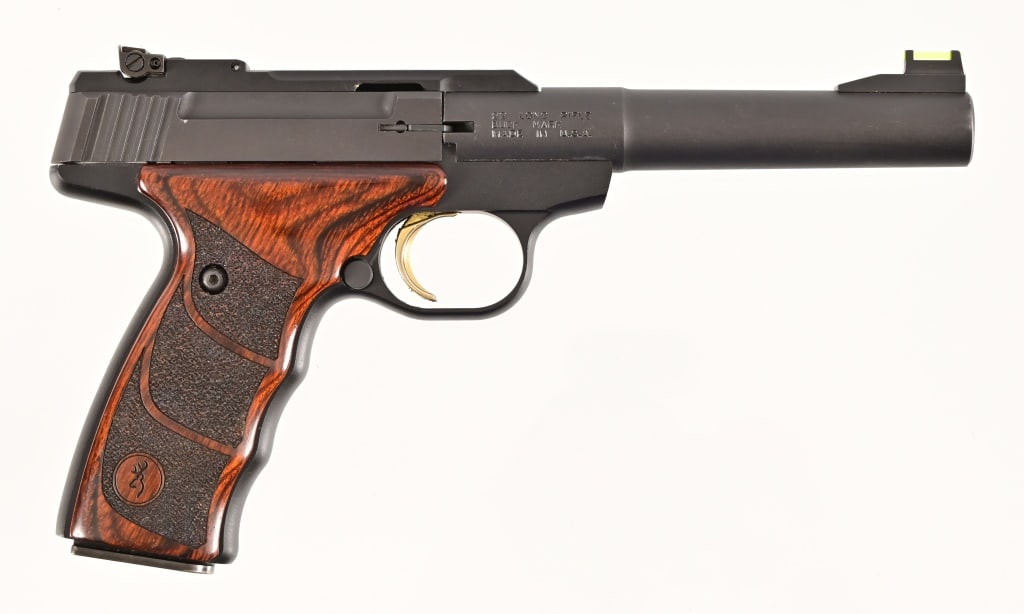 Browning Buck Mark Semi-Auto .22LR: 5.5" barrel, good bore, nice grips. S/N 515MP21698. Modern