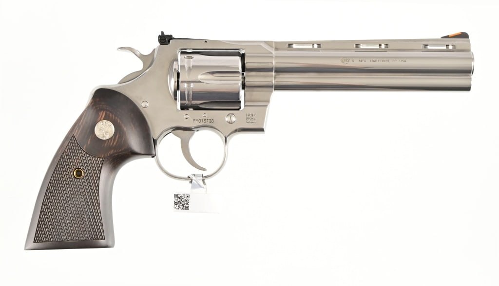 Colt Python .357 Magnum Revolver (1 of 2)