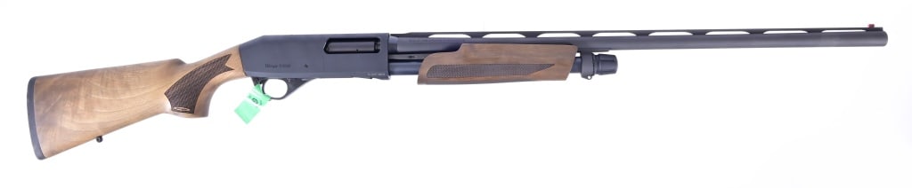 Stoeger Model P3000 12 Gauge Shotgun: 28" barrel, pump action, takes choke tubes. As new condition. S/N 75-H21PT-009016. Modern.