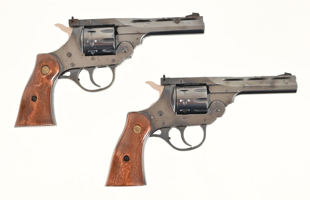 Two H&R Gardner Sportsman Model 999 .22 Revolvers (1 of 12)