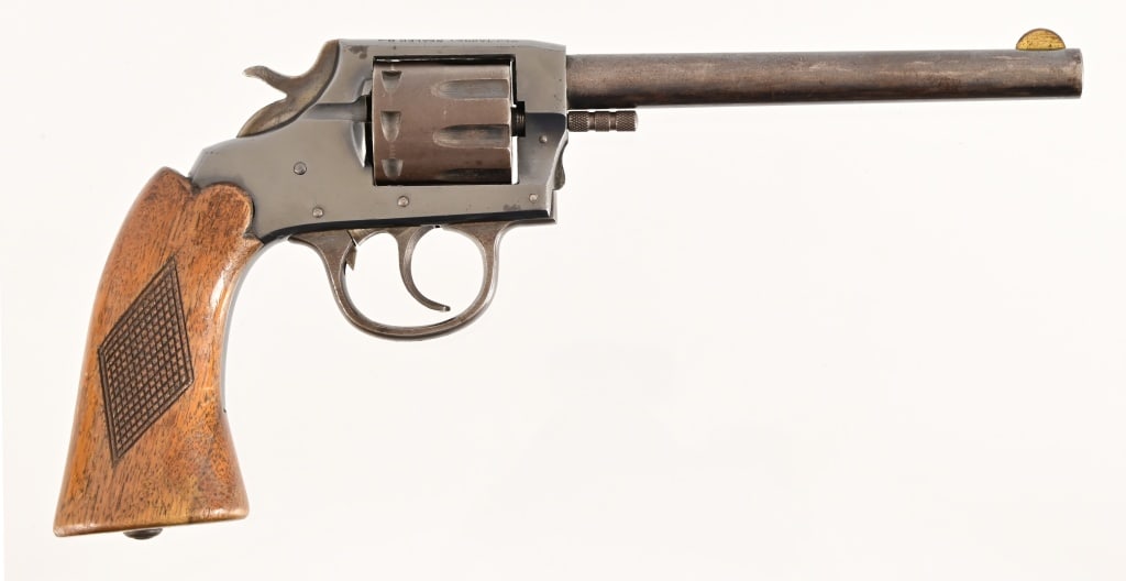 I.J.A. & C. WKS Target Sealed 8 .22 Revolver (1 of 12)