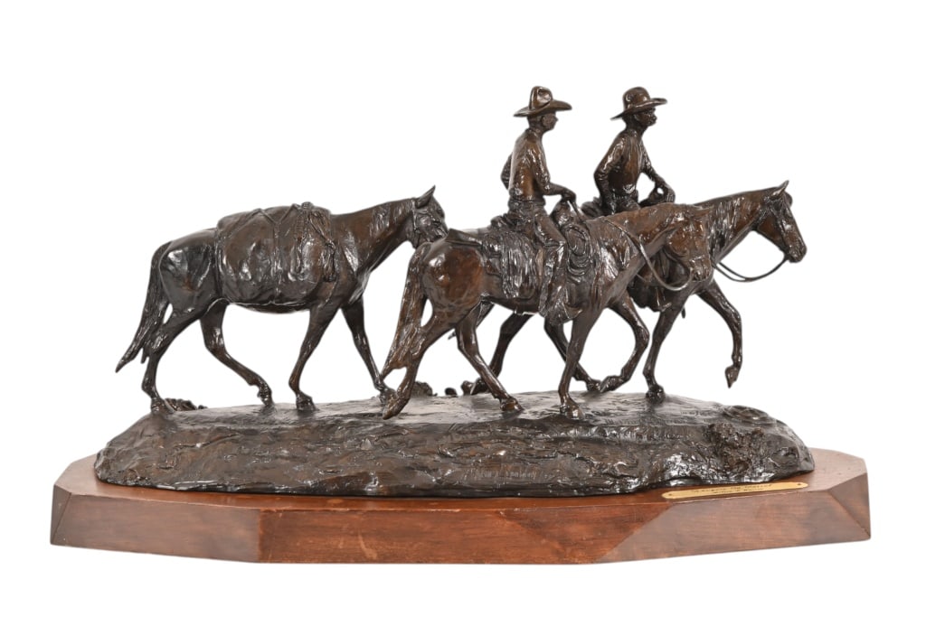 Texas Rangers On Patrol Sesquicentennial Bronze (1 of 16)