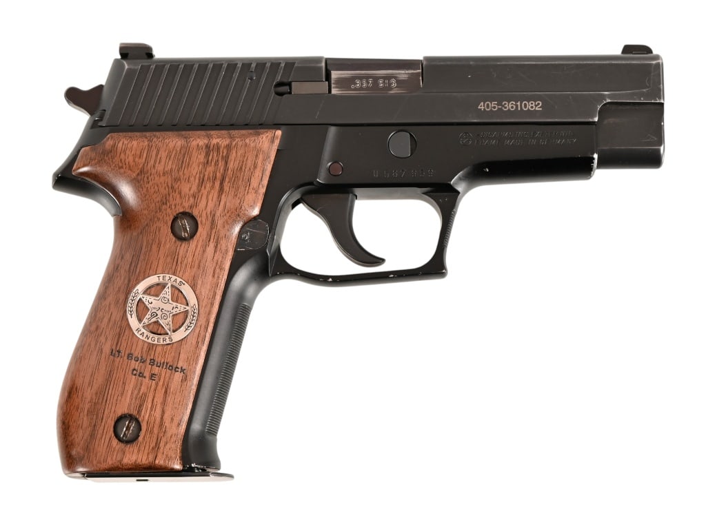 Texas Ranger Lt. Bob Bullock Sig Sauer P226 (1 of 15)
