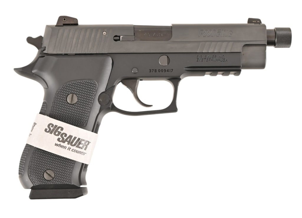 Sig-Sauer P220 Elite .45 Auto Pistol (1 of 12)