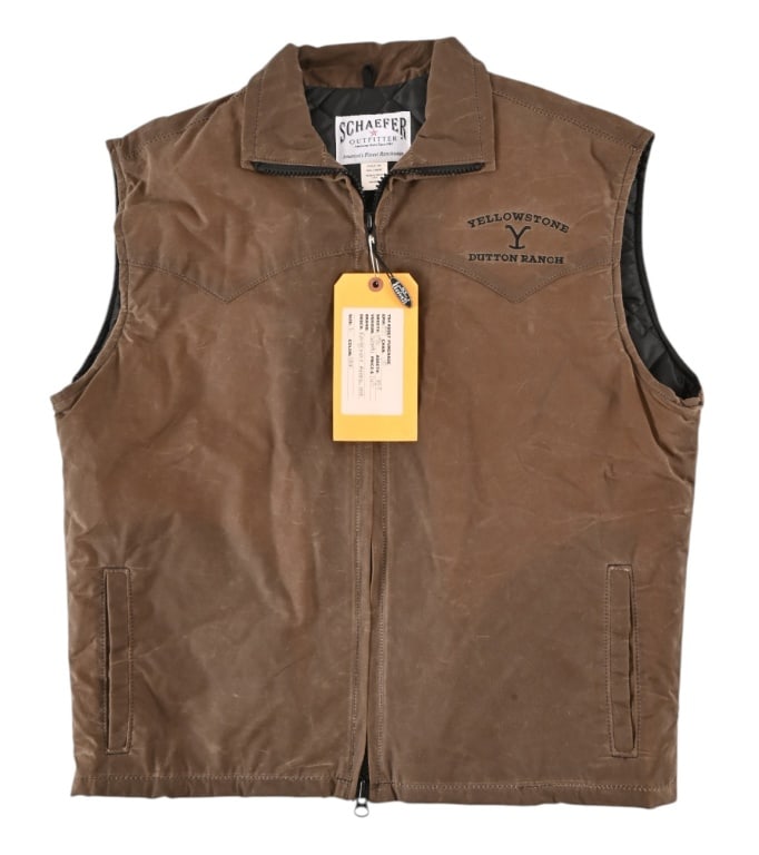Yellowstone John Dutton Screen Worn Arena Vest: Worn by Kevin Costner Yellowstone Dutton Ranch embroidered on LH side. Brand Schaefer Outfitter, size Large, oak color. Insulated.