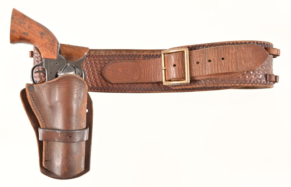Yellowstone Gun Belt And Holster Prop Rig (1 of 11)