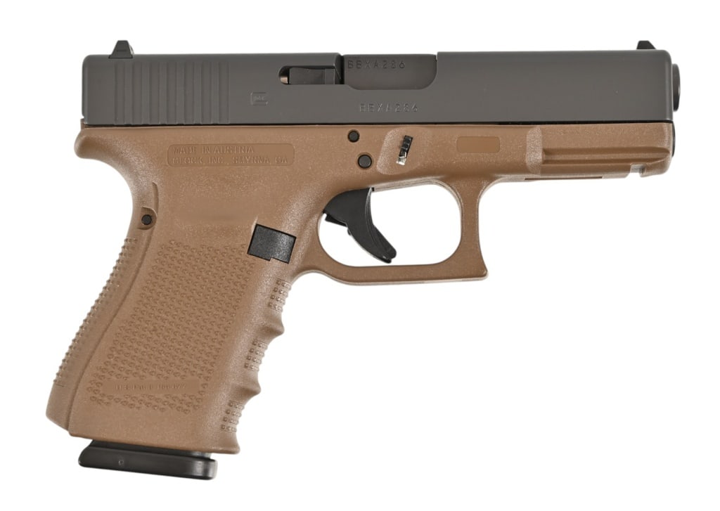 Glock 19 Gen 4 9mm Semi-Auto Pistol (1 of 9)