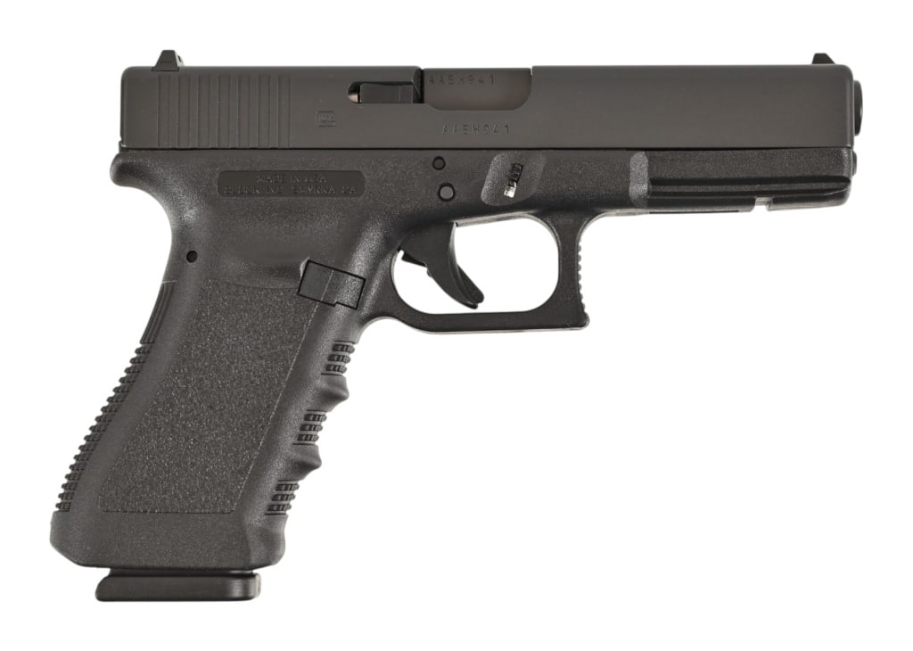 Glock 17 9mm Semi-Auto Pistol (1 of 8)