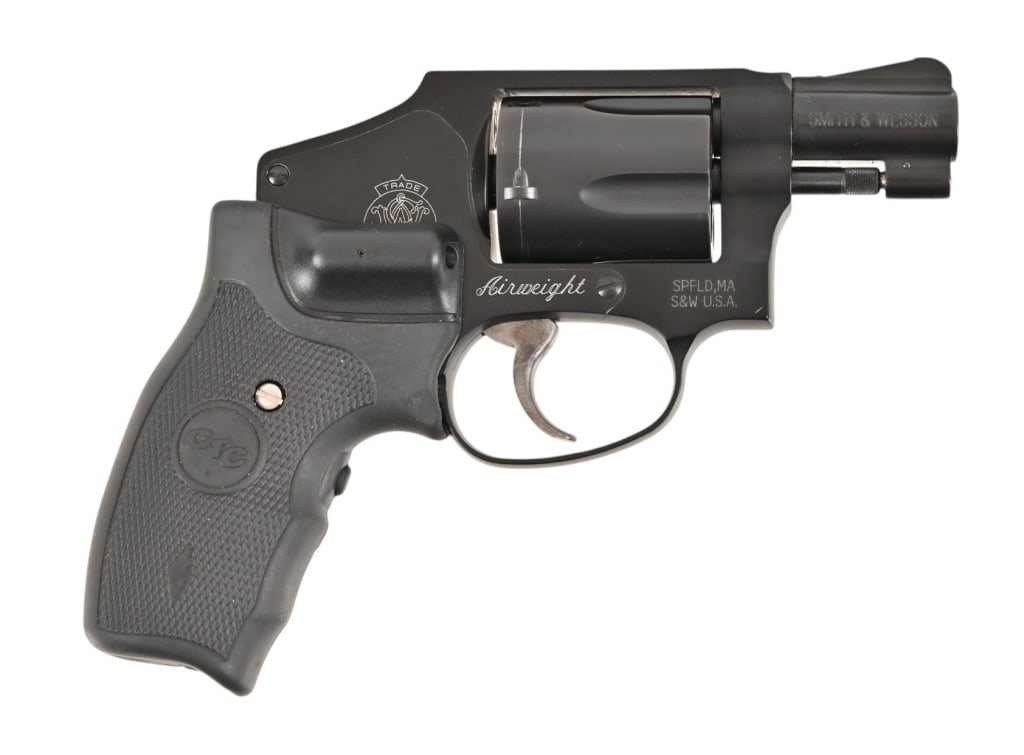 S&W 442-2 Airweight .38 SPL+P Revolver (1 of 8)
