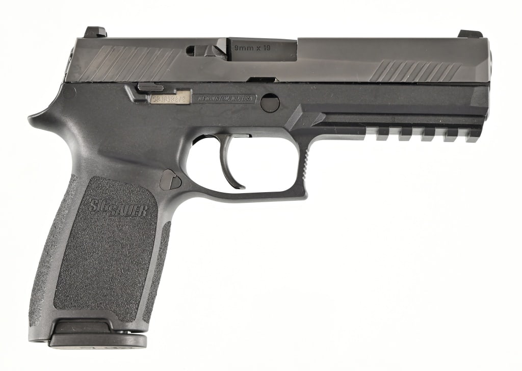 Sig-Sauer P320 9mm Pistol: 4.75" Barrel, 2 Magazines, In Original Factory Case