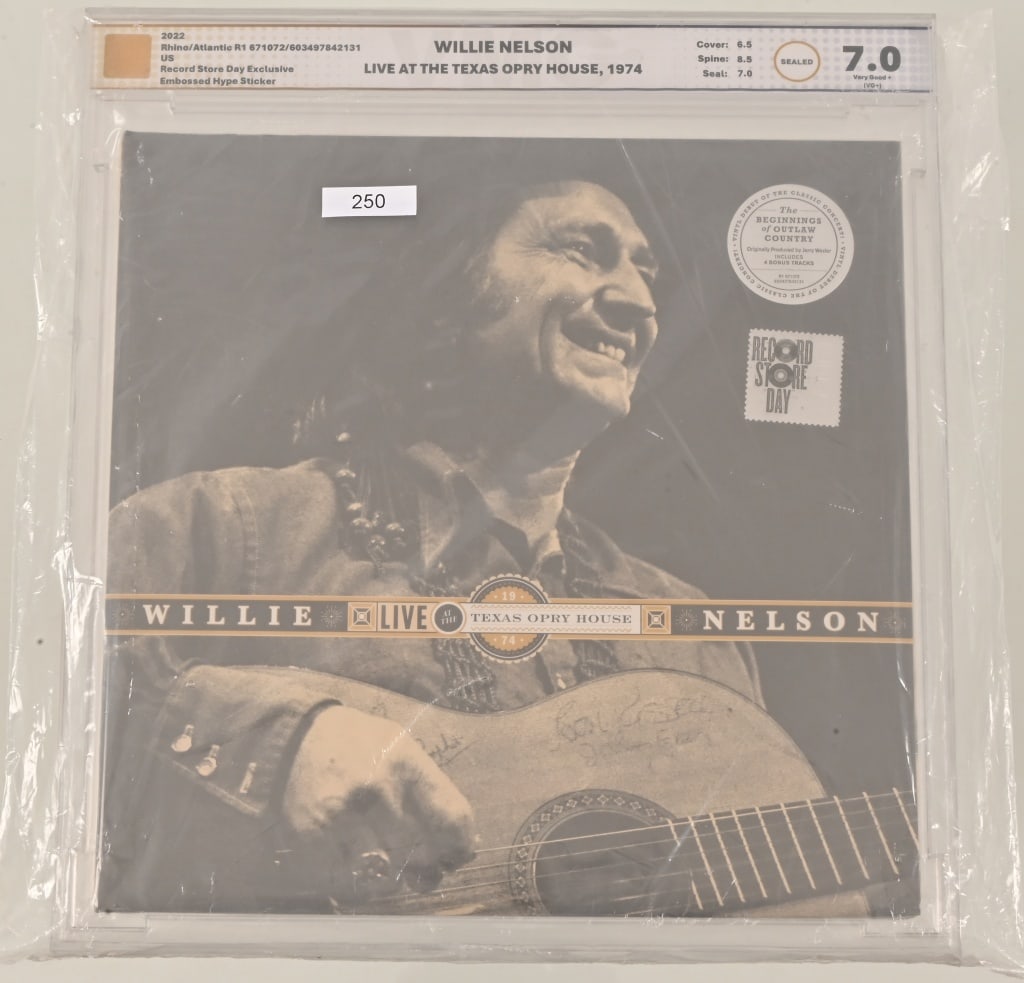 Willie Nelson Live At Texas Opry House Album 1974 (1 of 6)