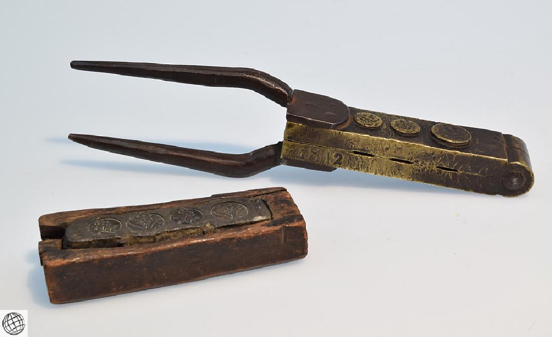 2Pcs Antique 19TH CENTURY BUTTON MOLDS Relic Brass Iron: Details: 2Pcs. This lot comprises two antique button molds. One antique mold is a partial/incomplete relic, and features a decoratively engraved 4 button mold plate set in a primitively hewn wood bloc