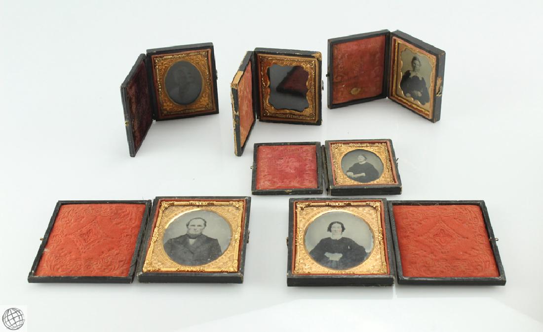 6Pcs Antique 19th CENTURY PHOTOGRAPHIC PORTRAITS IN: Details: 6 Pcs. This lot comprises a variety of six antique ambrotype, tintype and daguerreotype portraits in individual cases. Included in this lot is four Ninth-plate: 2" x 2 1/2" portraits in decor