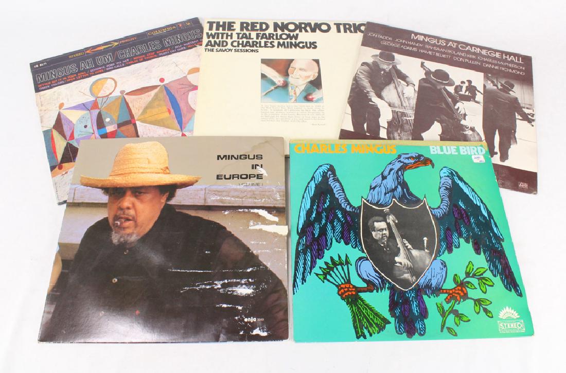 5Pcs Jazz Vintage Vinyls CHARLES MINGUS Blue Bird Ah Um: Details: This group of vintage vinyl Charles Mingus albums comes to us directly from an extensive private collection. Many of these records were purchased at the time of issue and have been carefully 