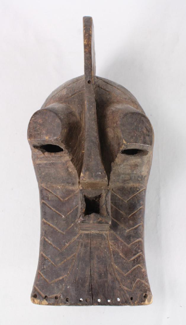 Vintage Antique MASK SONGYE KIFWEBE African 20th C: Details: Vintage Antique MASK SONGYE KIFWEBE African 20th C Bantu Democratic Republic of Congo Lomami River This lot consists of a vintage or antique Songye Kifwebe Mask. Similar examples date to the 