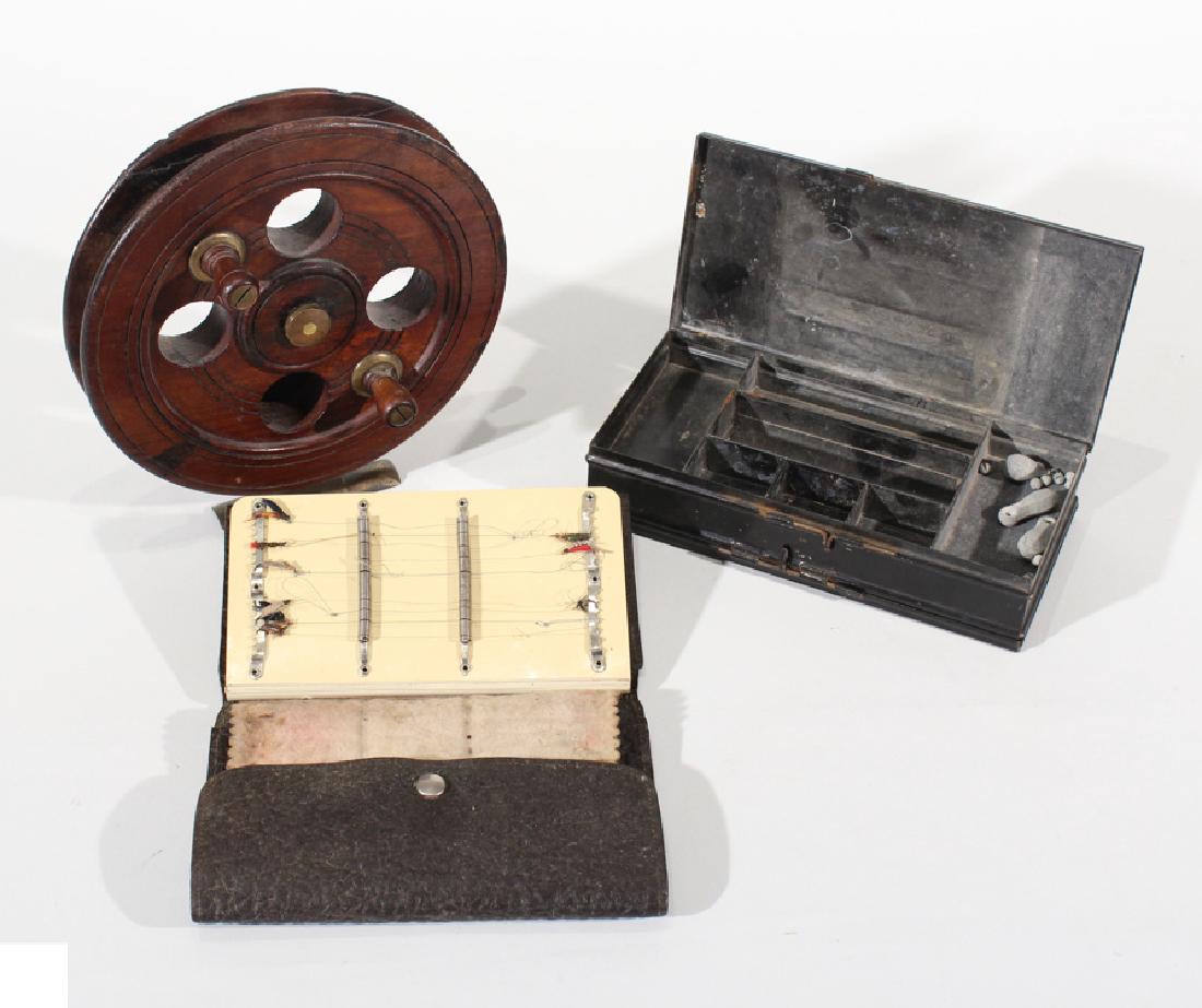 3Pcs Vintage Fishing Gear FLY WALLET WITH LURES TACKLE: Details: 3Pcs This lot consists of a fly fishing wallet, small tackle box, and fly fishing reel.The fly wallet is made of textured brown leather, closes with a snap, and has rivets on the bottom wher