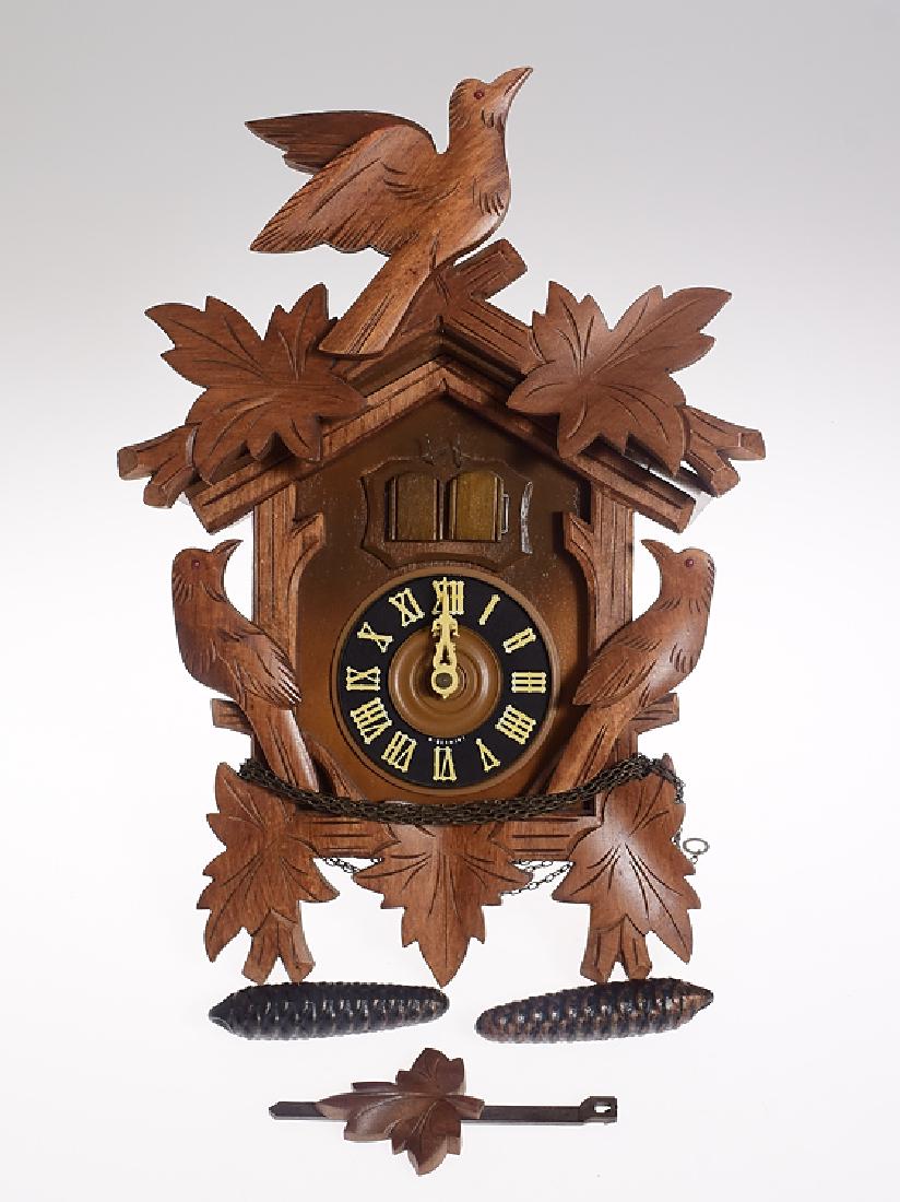 Vintage German Clock SCARCE CUCKOO CLOCK W/ BATTERY: Details: Vintage German Clock SCARCE CUCKOO CLOCK W/ BATTERY POWERED SINGING CANARY c1972 Excellent Condition Original Decorative Collectible Clock Maker: Emil Schemeckenbecker/Regula Movement History