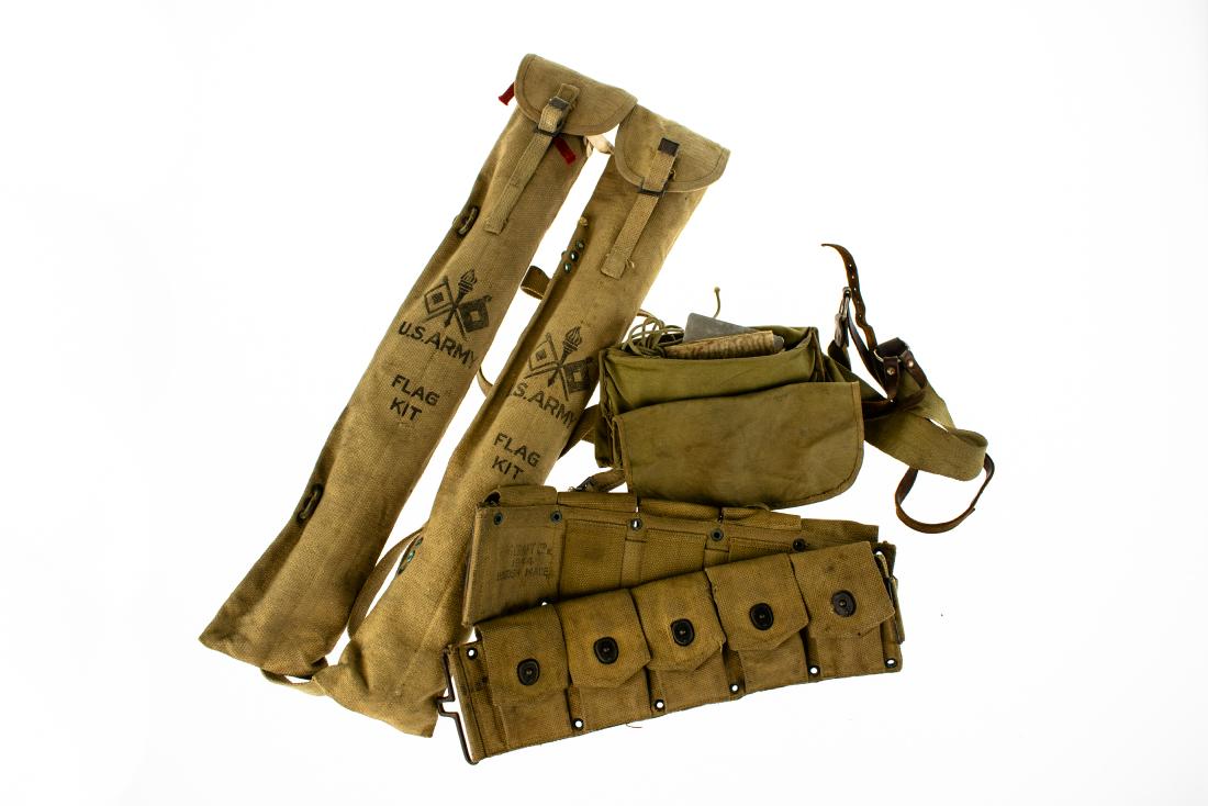 5Pcs American Military History WORLD WAR II MILITARIA (1 of 11)