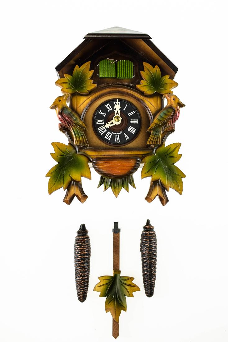 Scarce Cuckoo Clock EXCELLENT CONDITION VINTAGE HUBERT: Details: HUBERT HERR BLACK FOREST CLOCK WITH 2 CUCKOO BIRDS c1970 Maker: Hubert Herr History of Maker: Hubert Herr has been producing clocks in the Black Forest region of Germany since the early 19th 