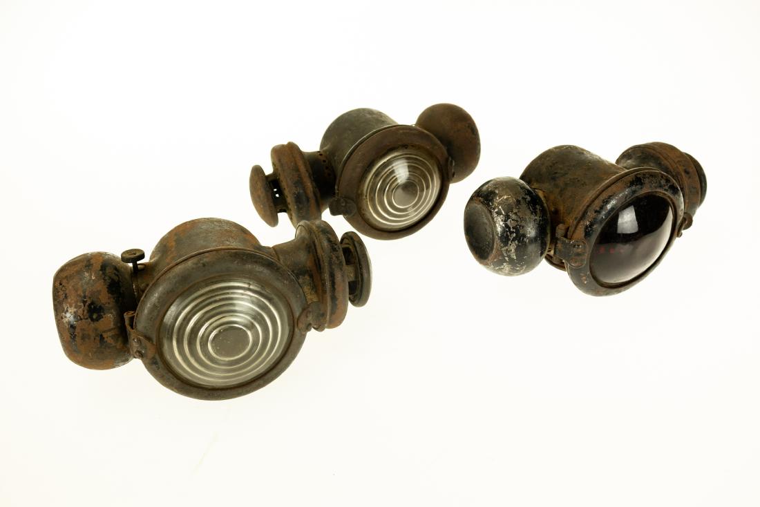 3Pcs Original ANTIQUE FORD MODEL T KEROSENE OIL LAMPS (1 of 13)