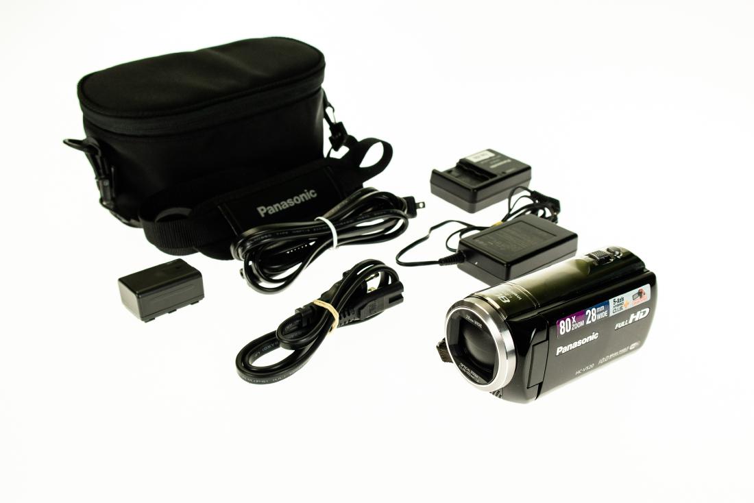 LCD Touchscreen Monitor PANASONIC HC-V520 FULL HD (1 of 11)