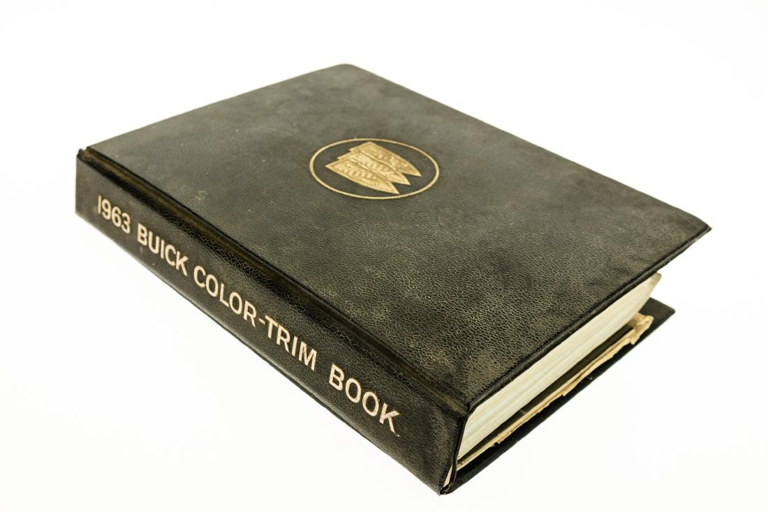 Collectible Automobile Ephemera 1963 BUICK COLOR-TRIM: Collectible Automobile Ephemera 1963 BUICK COLOR-TRIM BOOK Paint Color Samples Fabric Swatches Illustrations of Car Interiors Station Wagon Sedan Coupe Convertible Wagon LeSabre Wildcat Skylark Electr