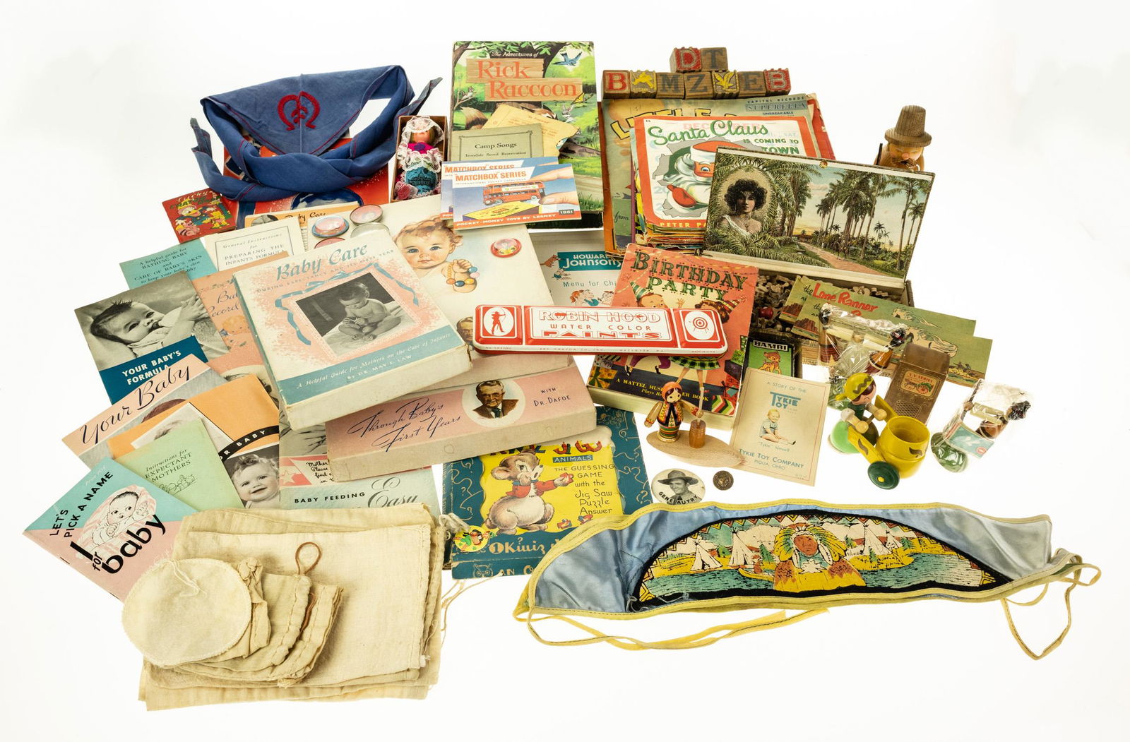 83Pcs VINTAGE & ANTIQUE CHILDREN′S: 83Pcs VINTAGE & ANTIQUE CHILDREN′S COLLECTIBLES & TOYS & EPHEMERA New Old Stock Baby Books Boy Scouts Scarf Pin Bambi Antique Wooden Jigsaw Puzzle Records Music Donald Duck Stamped M
