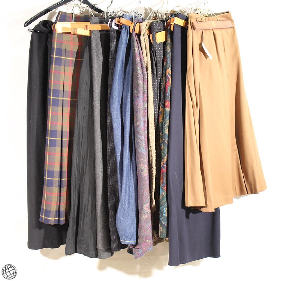 12PCS Lot Designer Skirts LODENFREY, GEIGER,: Details: This pre owned 12PCS lot of designer skirts, are made by LODENFREY, GEIGER, LODEN-PLANKL, MACNAUGHTONS OF PITLOCHRY, TALBOTS, NIEMAN MARCUS, FLAX, etc, includes many with original tags, and a