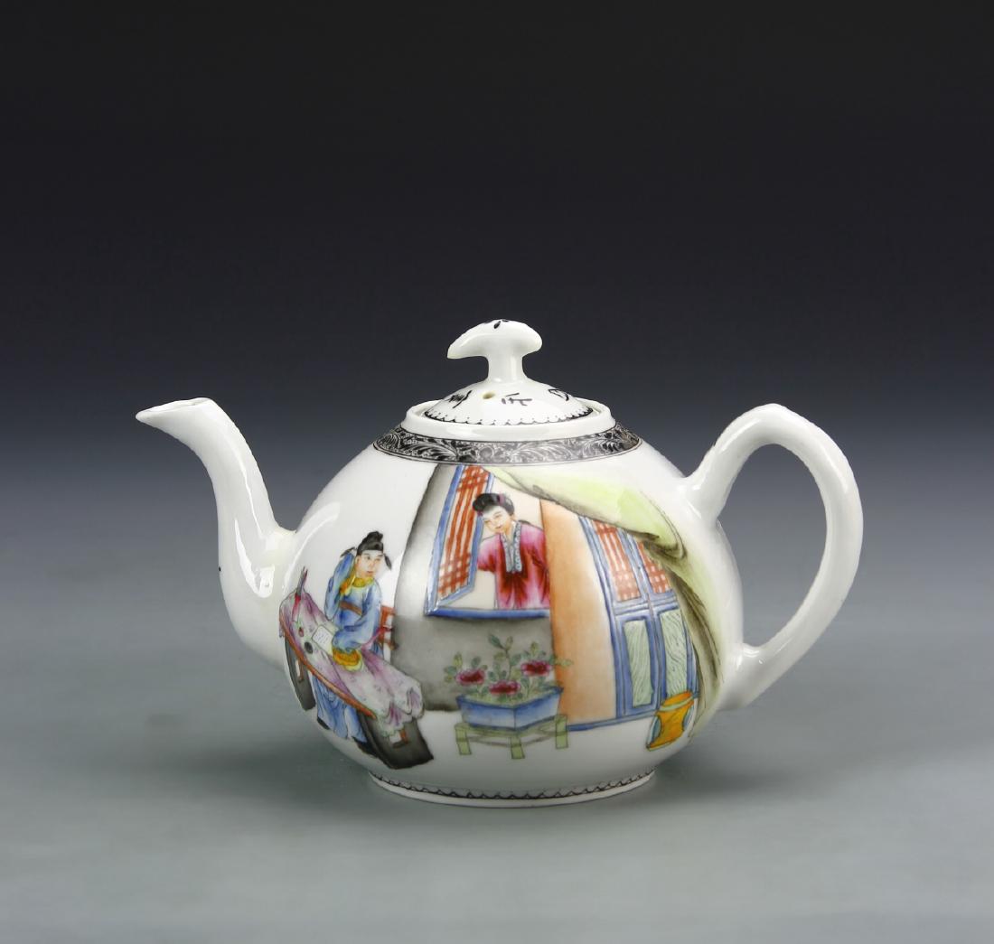 Chinese Famille Rose Teapot (1 of 7)