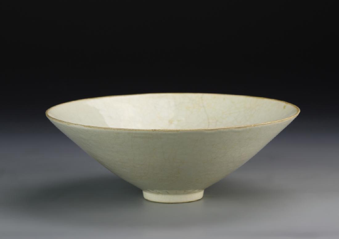 Chinese Ding Yao Glazed Bowl (1 of 4)