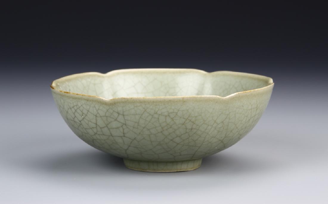 Chinese Ming Dynasty Celadon Glazed Bowl (1 of 5)