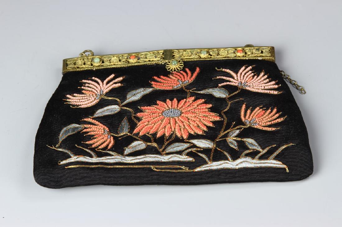 Embroidery Ladies Purse (1 of 2)