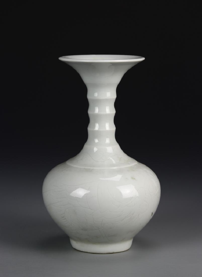 Chinese White Glazed Vase (1 of 5)