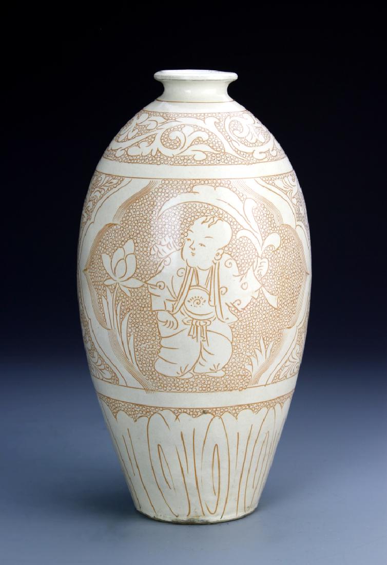 Chinese Cizhou Ware Meiping (1 of 1)