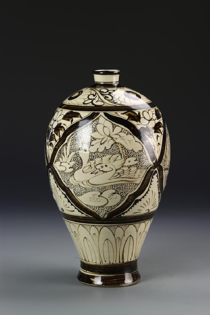 Chinese Cizhou Yao Meiping Vase (1 of 6)