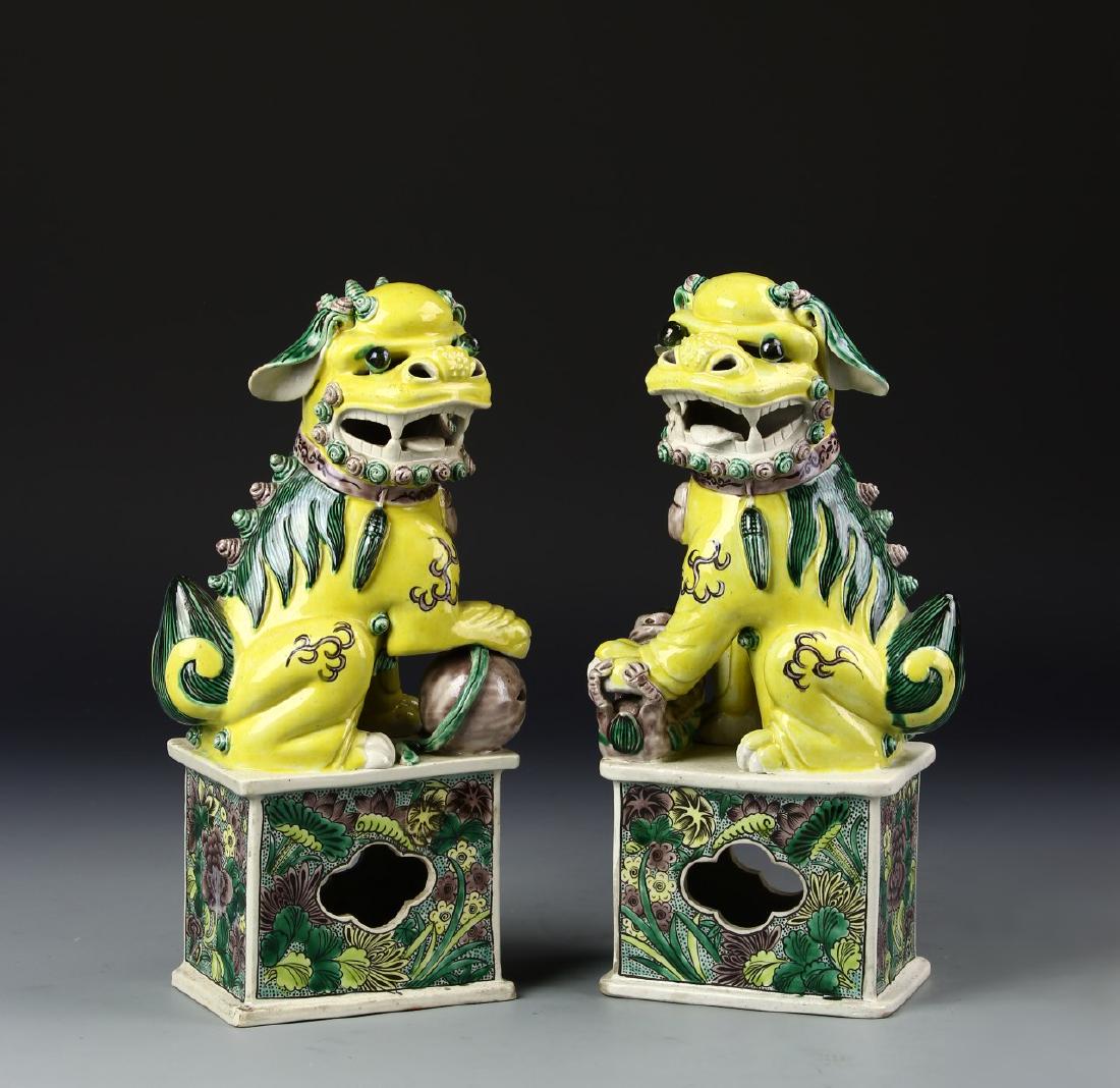Pair of Chinese Sancai Foo Lions (1 of 5)