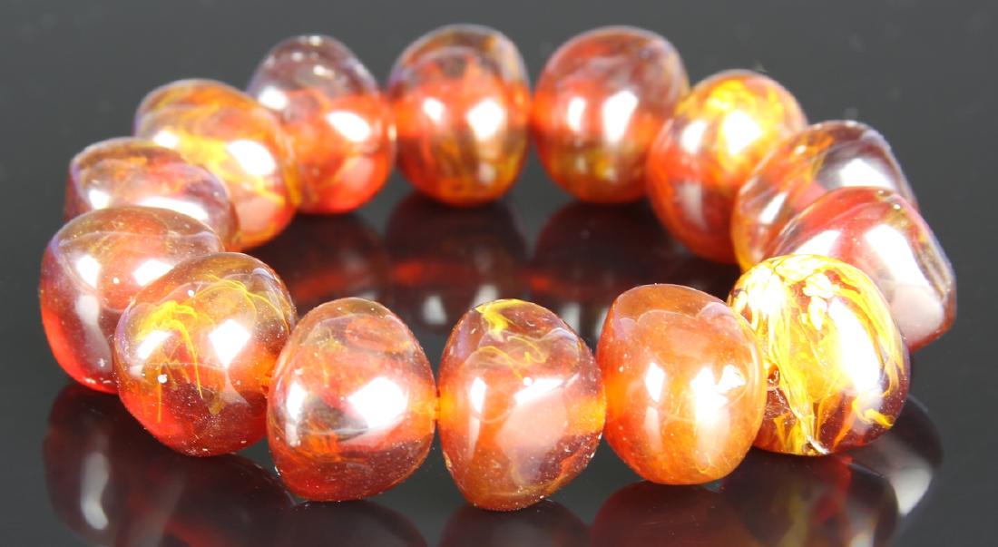 Chinese Amber Bracelet (1 of 1)